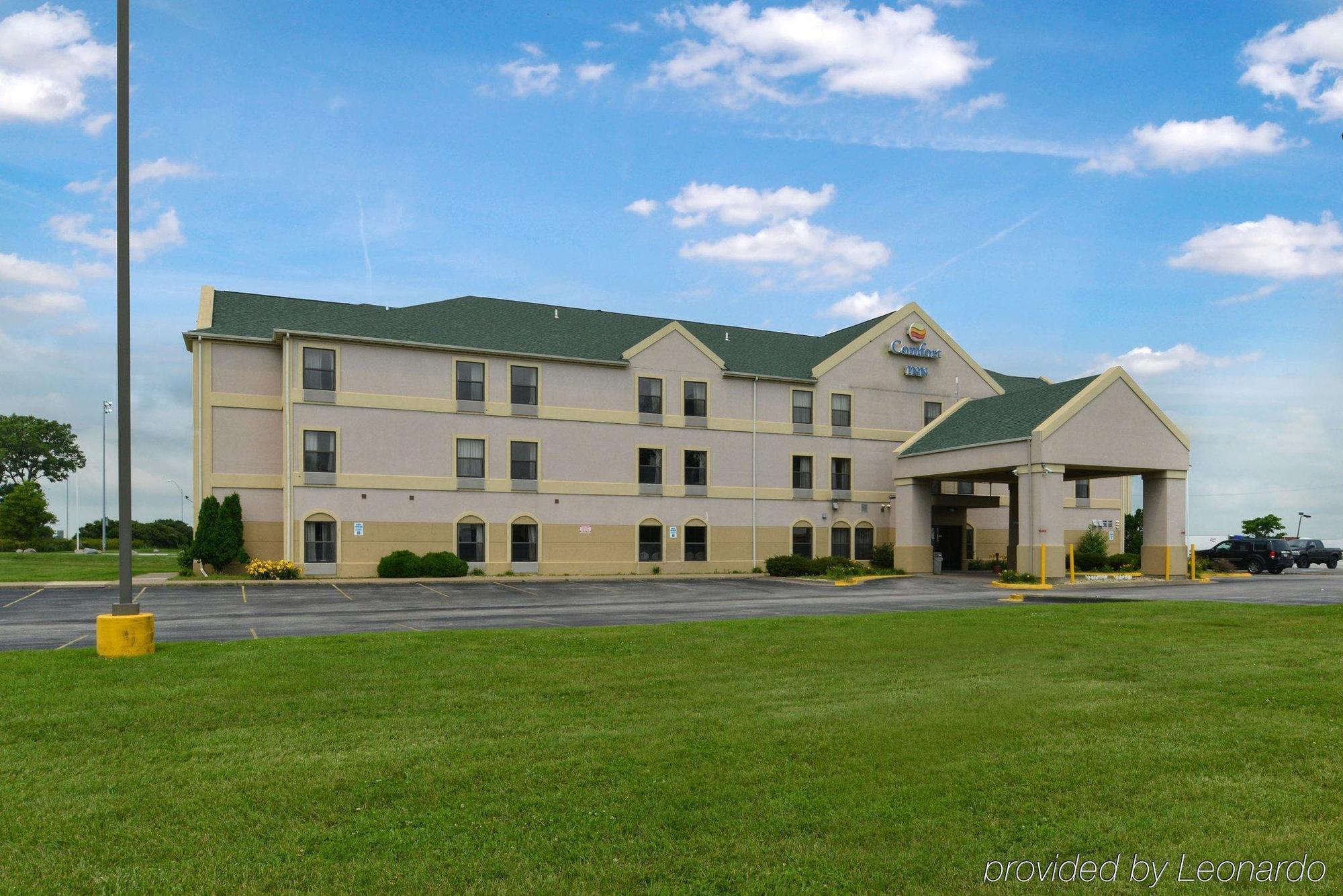 Comfort Inn Walcott Near Davenport Exterior foto